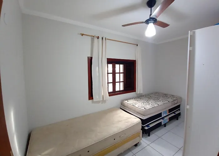 Deoclecio Casa Com Piscina E Churrasqueira